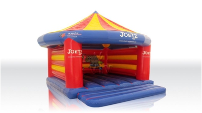 Замок «Цирк» с крышей